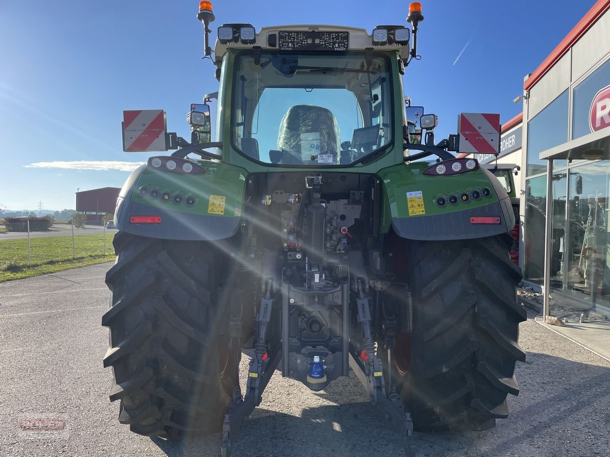 Traktor van het type Fendt 724 Vario Profi+, Neumaschine in Wieselburg Land (Foto 16)