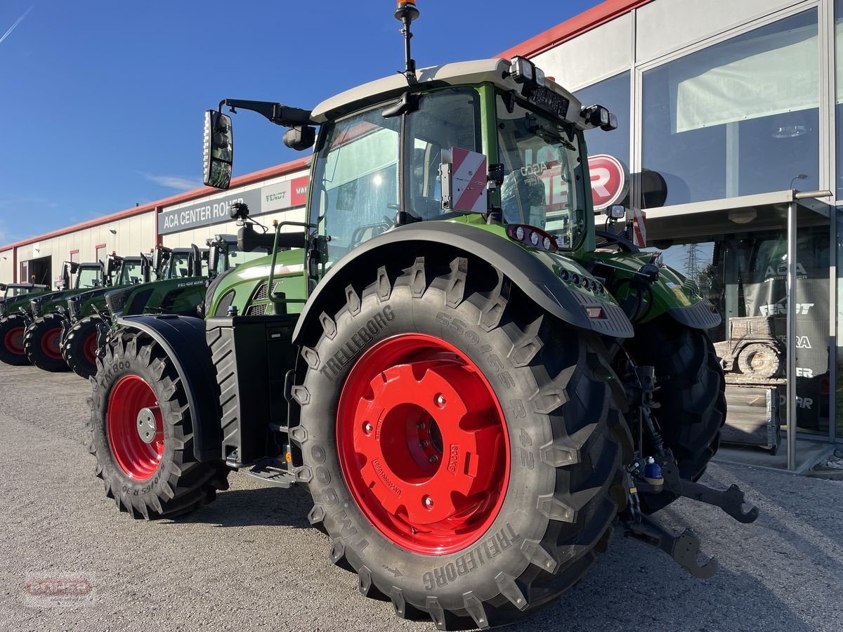 Traktor van het type Fendt 724 Vario Profi+, Neumaschine in Wieselburg Land (Foto 14)