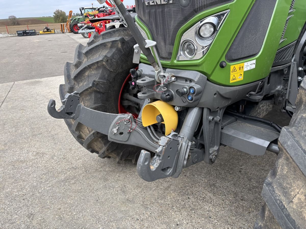 Traktor van het type Fendt 724 Vario Profi+, Vorführmaschine in Starrein (Foto 13)