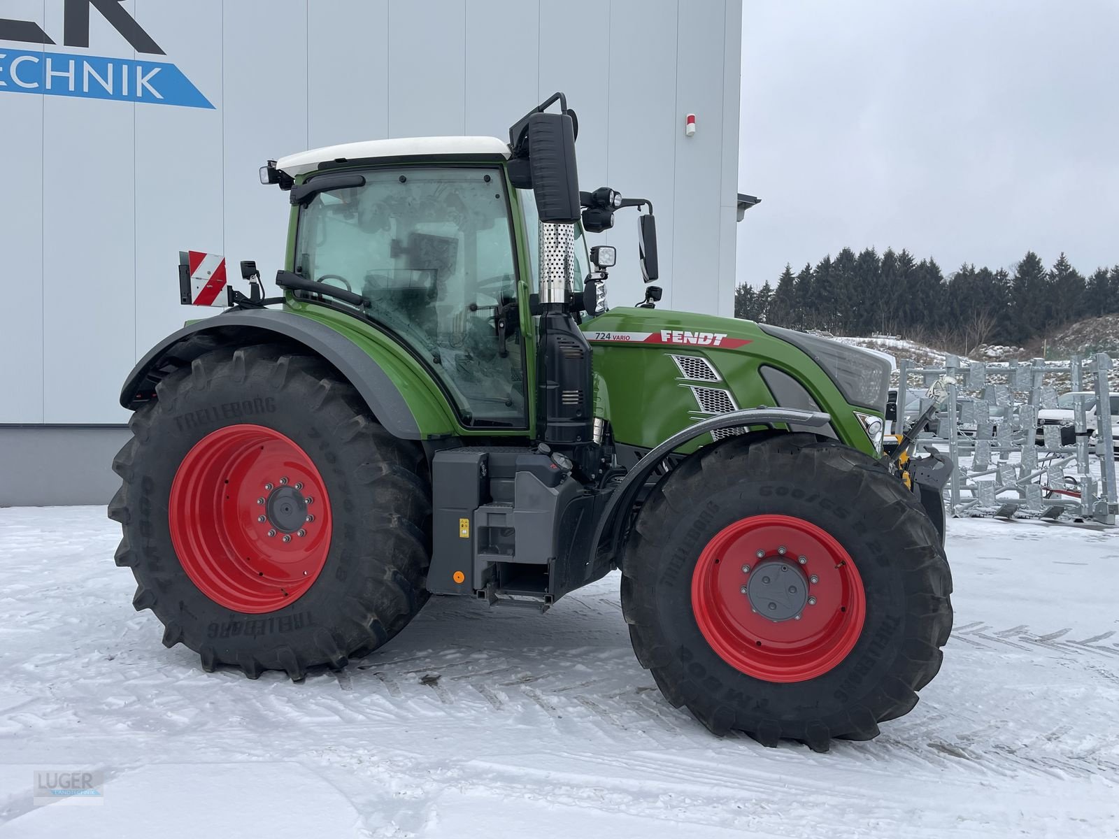 Traktor des Typs Fendt 724 Vario Profi+, Vorführmaschine in Niederkappel (Bild 2)