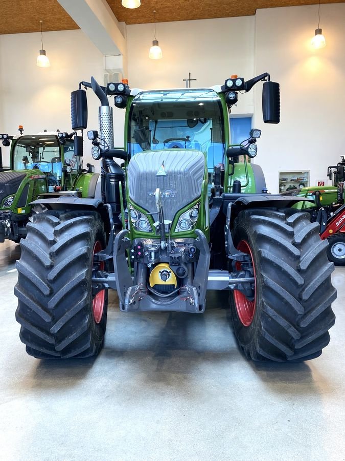 Traktor of the type Fendt 724 Vario Profi+, Vorführmaschine in Wallern (Picture 3)