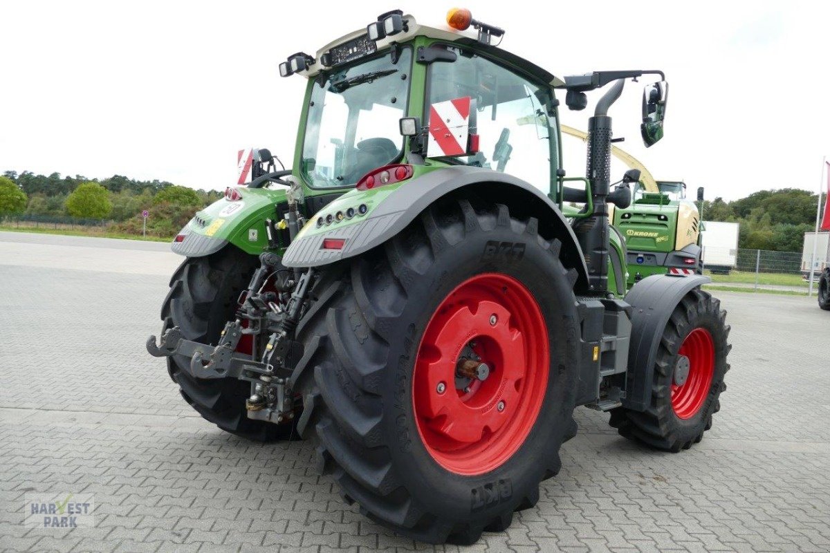 Traktor Türe ait Fendt 724 Vario Profi Plus *RTK*, Gebrauchtmaschine içinde Emsbüren (resim 4)