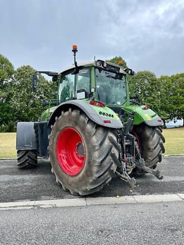 Traktor van het type Fendt 724 VARIO PROFI PLUS, Gebrauchtmaschine in Monferran-Savès (Foto 3)