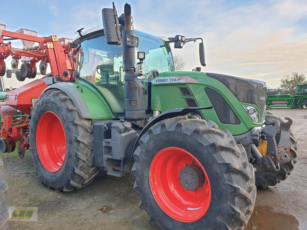 Traktor tipa Fendt 724 Vario Profi Plus, Gebrauchtmaschine u Schenkenberg (Slika 4)