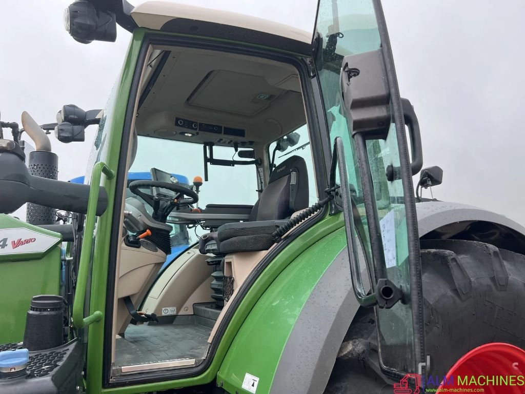 Traktor typu Fendt 724 Vario Profi Plus, Gebrauchtmaschine v LAARNE (Obrázek 3)