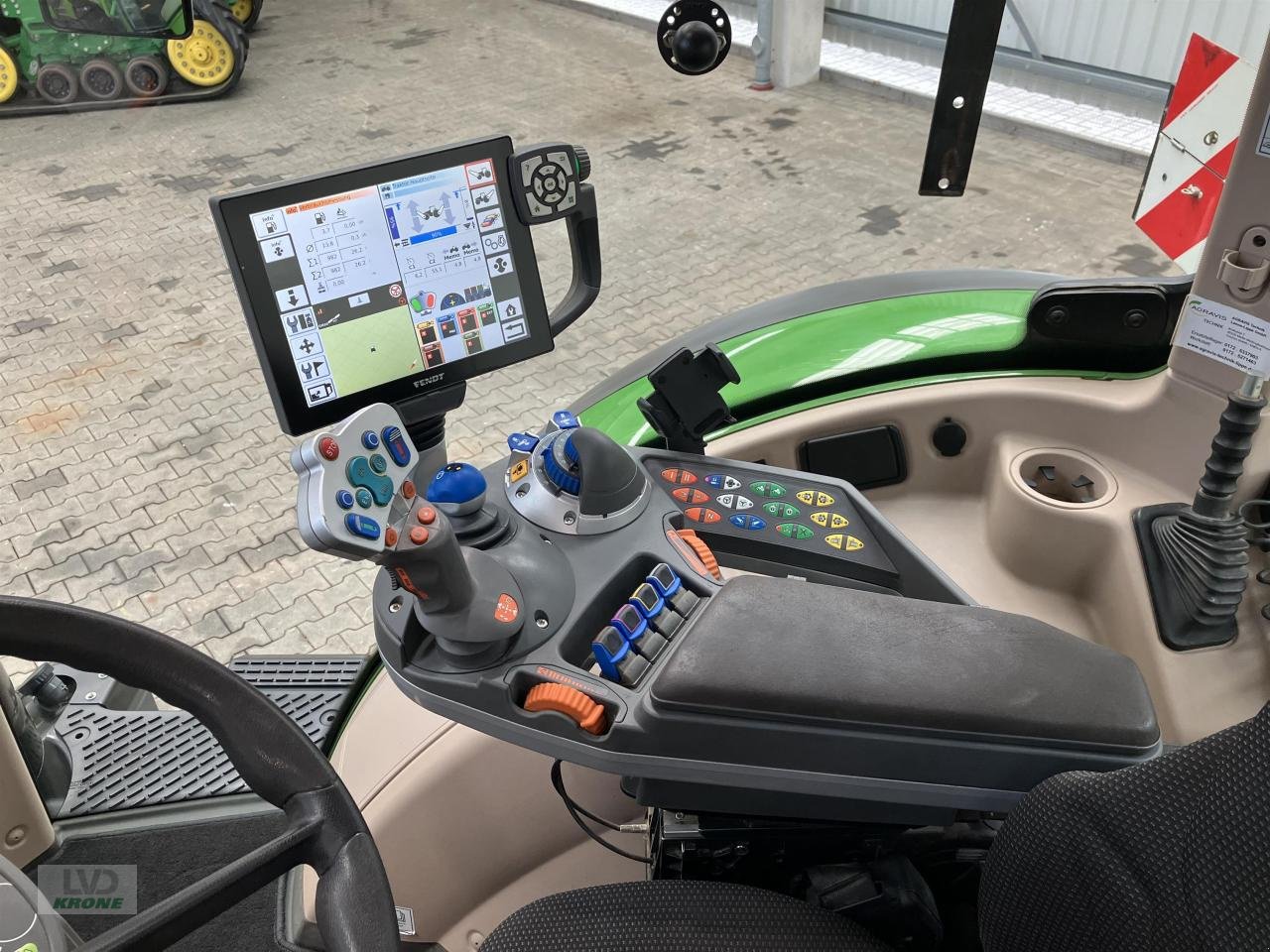 Traktor typu Fendt 724 Vario Profi Plus, Gebrauchtmaschine w Spelle (Zdjęcie 16)