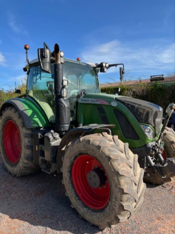 Traktor typu Fendt 724 VARIO PROFI, Gebrauchtmaschine v CHAMPLECY (Obrázok 2)