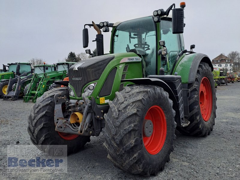 Traktor van het type Fendt 724 Vario Profi, Gebrauchtmaschine in Weimar-Niederwalgern (Foto 1)