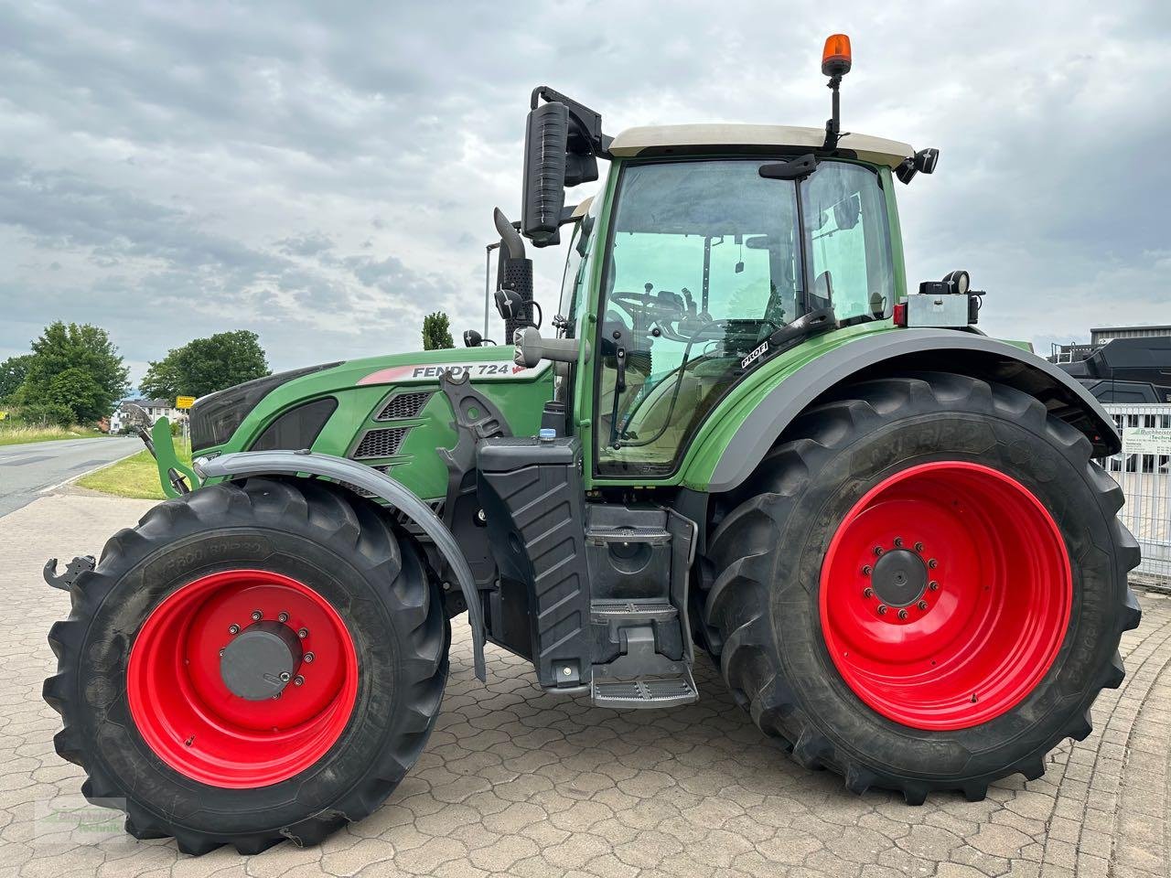 Traktor typu Fendt 724 Vario Profi, Gebrauchtmaschine v Coppenbruegge (Obrázok 3)