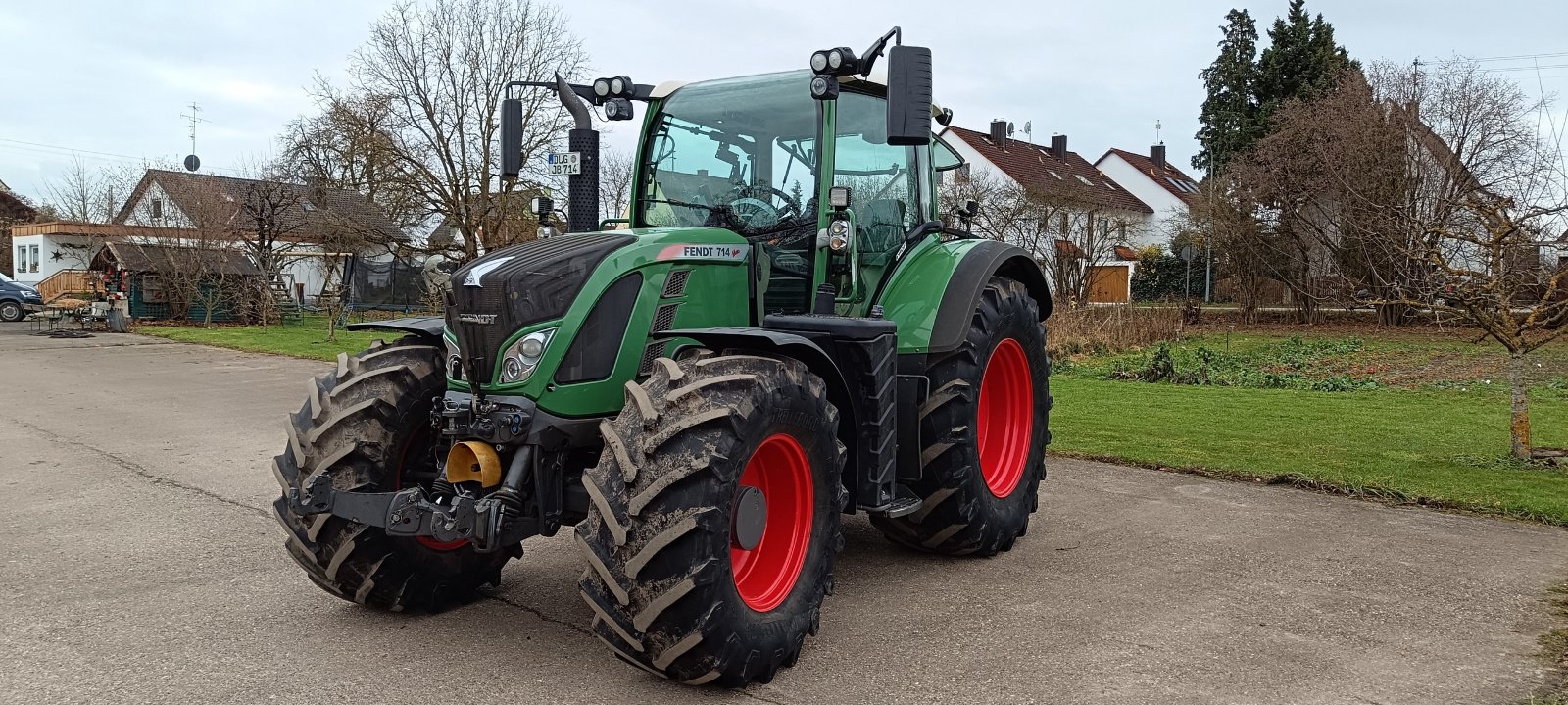 Traktor Türe ait Fendt 724 Vario Profi, Gebrauchtmaschine içinde Gundelfingen (resim 1)