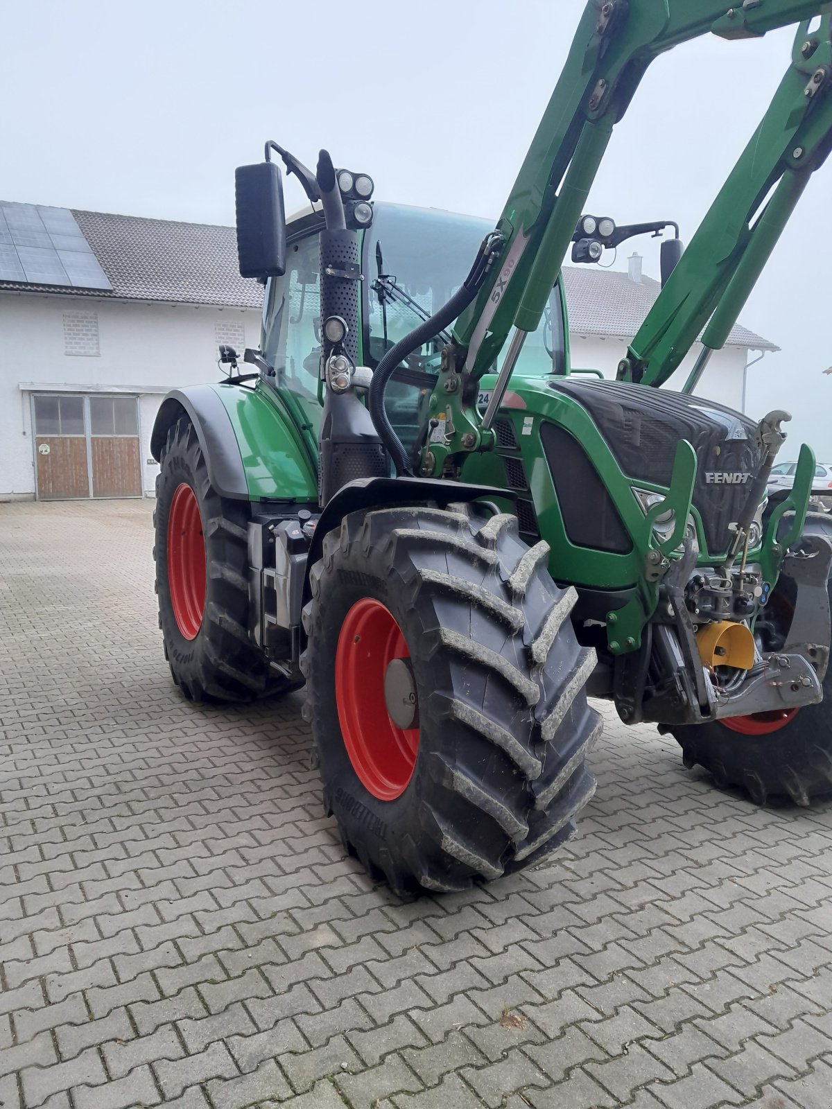 Traktor a típus Fendt 724 Vario Profi, Gebrauchtmaschine ekkor: Neumarkt Sankt.Veit (Kép 4)