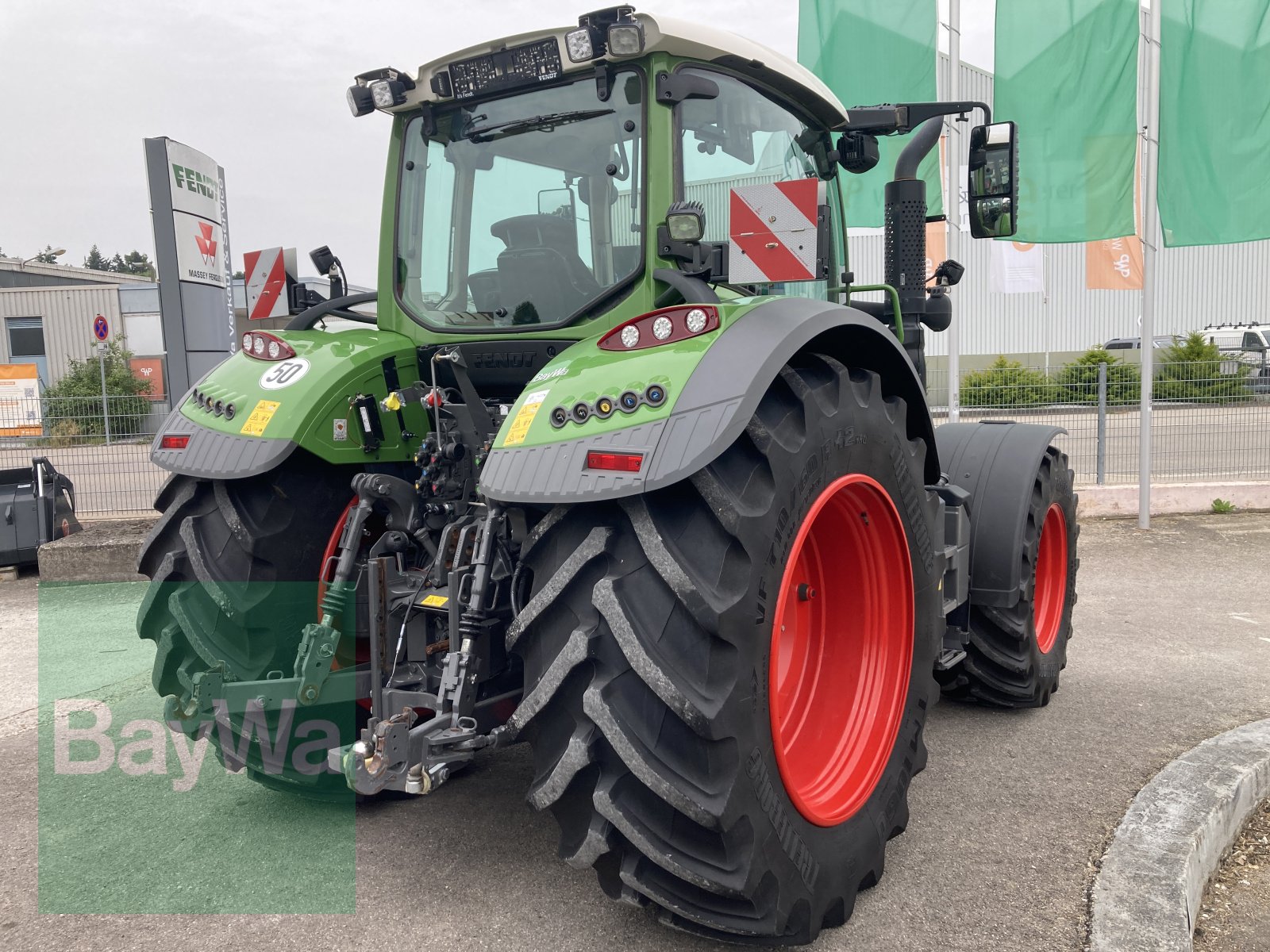 Traktor of the type Fendt 724 Vario ProfiPlus Gen 6 Setting 2 RTK, Gebrauchtmaschine in Dinkelsbühl (Picture 10)