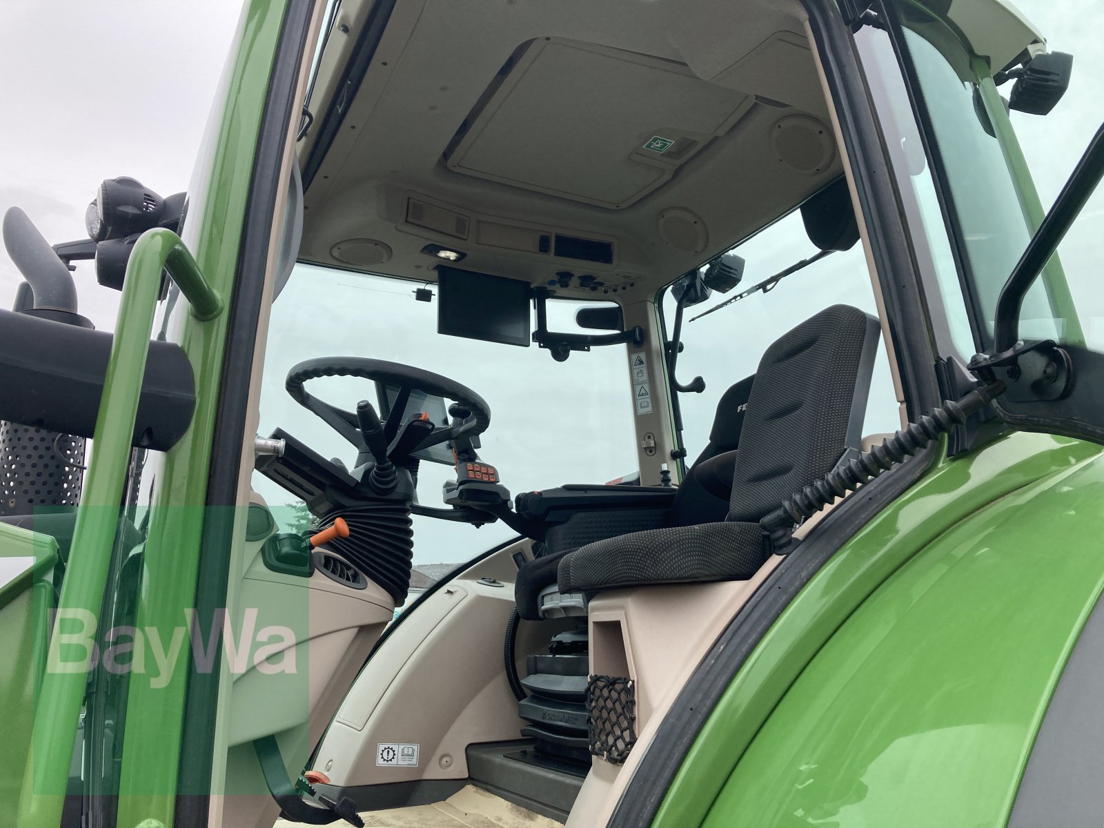 Traktor tipa Fendt 724 Vario ProfiPlus Gen 6 Setting 2 RTK, Gebrauchtmaschine u Dinkelsbühl (Slika 12)