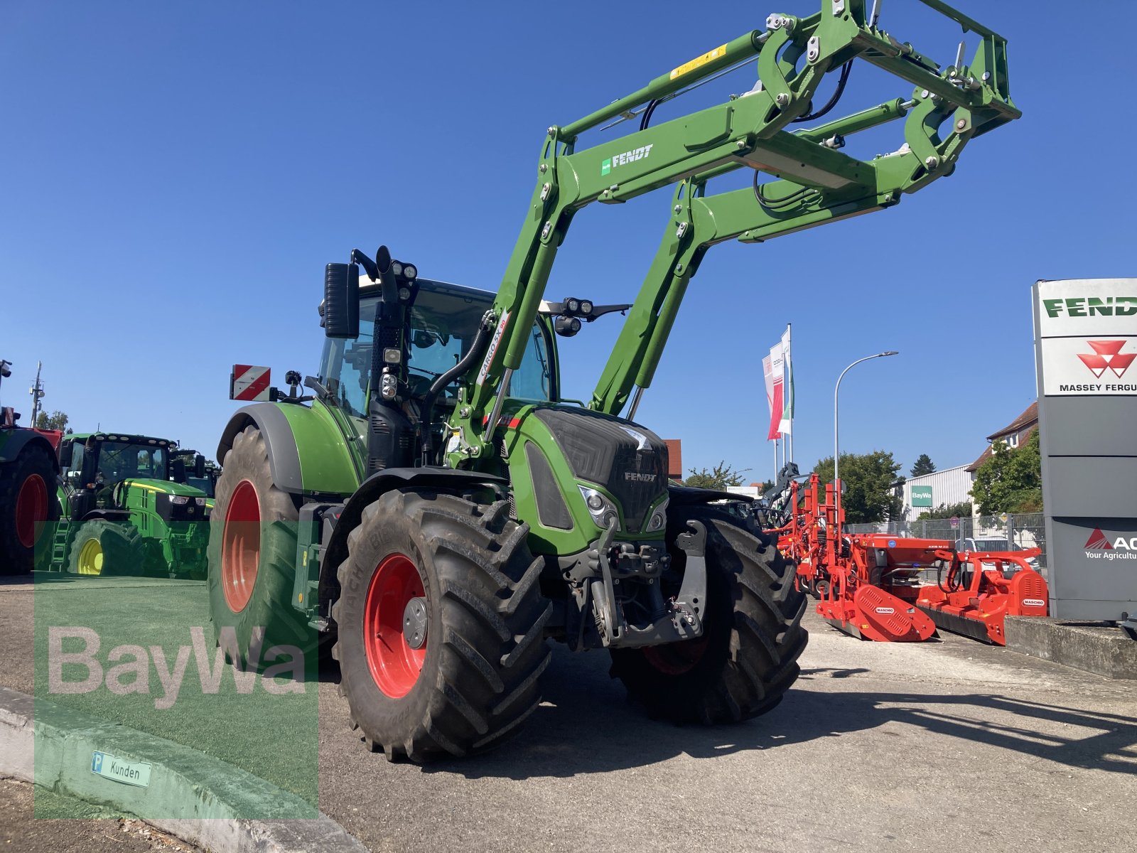 Traktor des Typs Fendt 724 Vario ProfiPlus Gen6 Setting 2 RTK + Cargo 5x90, Gebrauchtmaschine in Dinkelsbühl (Bild 2)