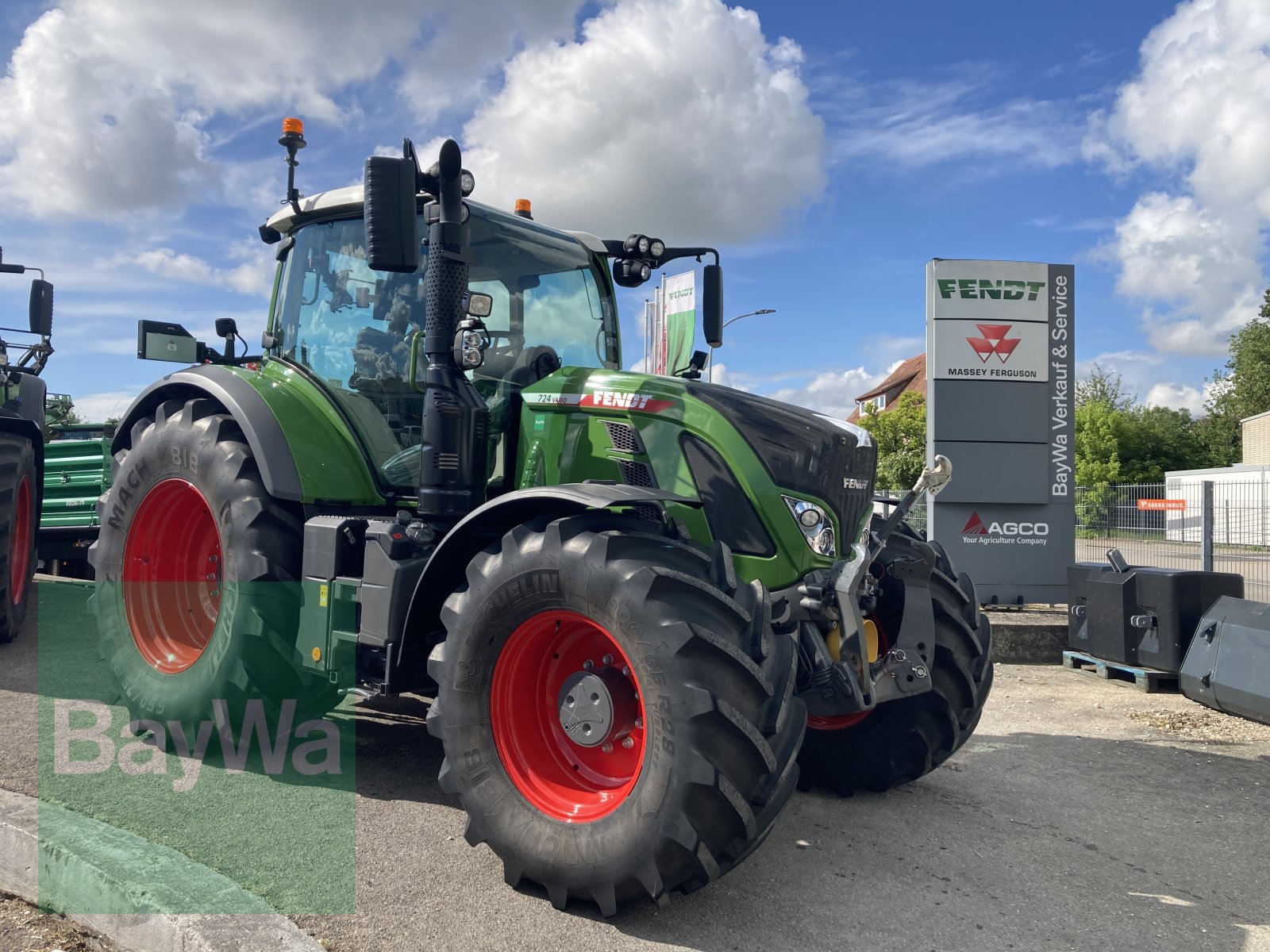 Traktor des Typs Fendt 724 Vario ProfiPlus Gen6, Gebrauchtmaschine in Dinkelsbühl (Bild 1)