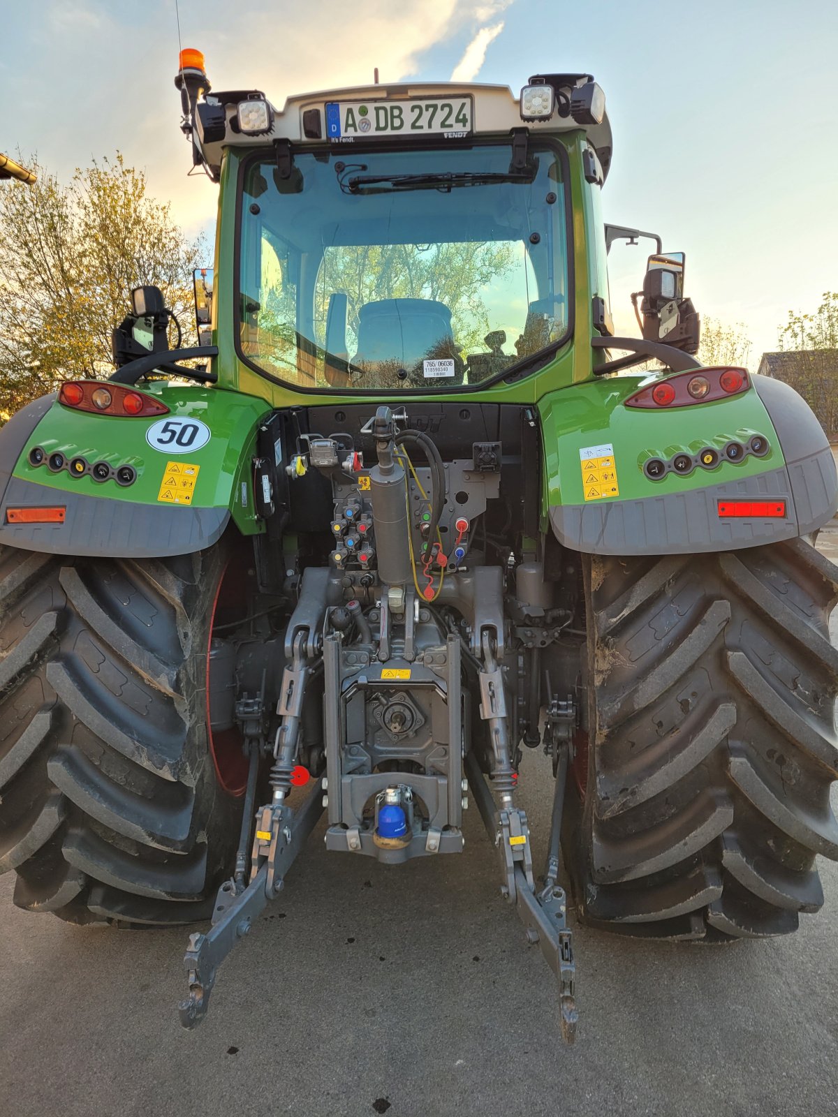 Traktor Türe ait Fendt 724 Vario ProfiPlus mit RTK, SectionControl, TOP Zustand, Gebrauchtmaschine içinde Bobingen (resim 4)