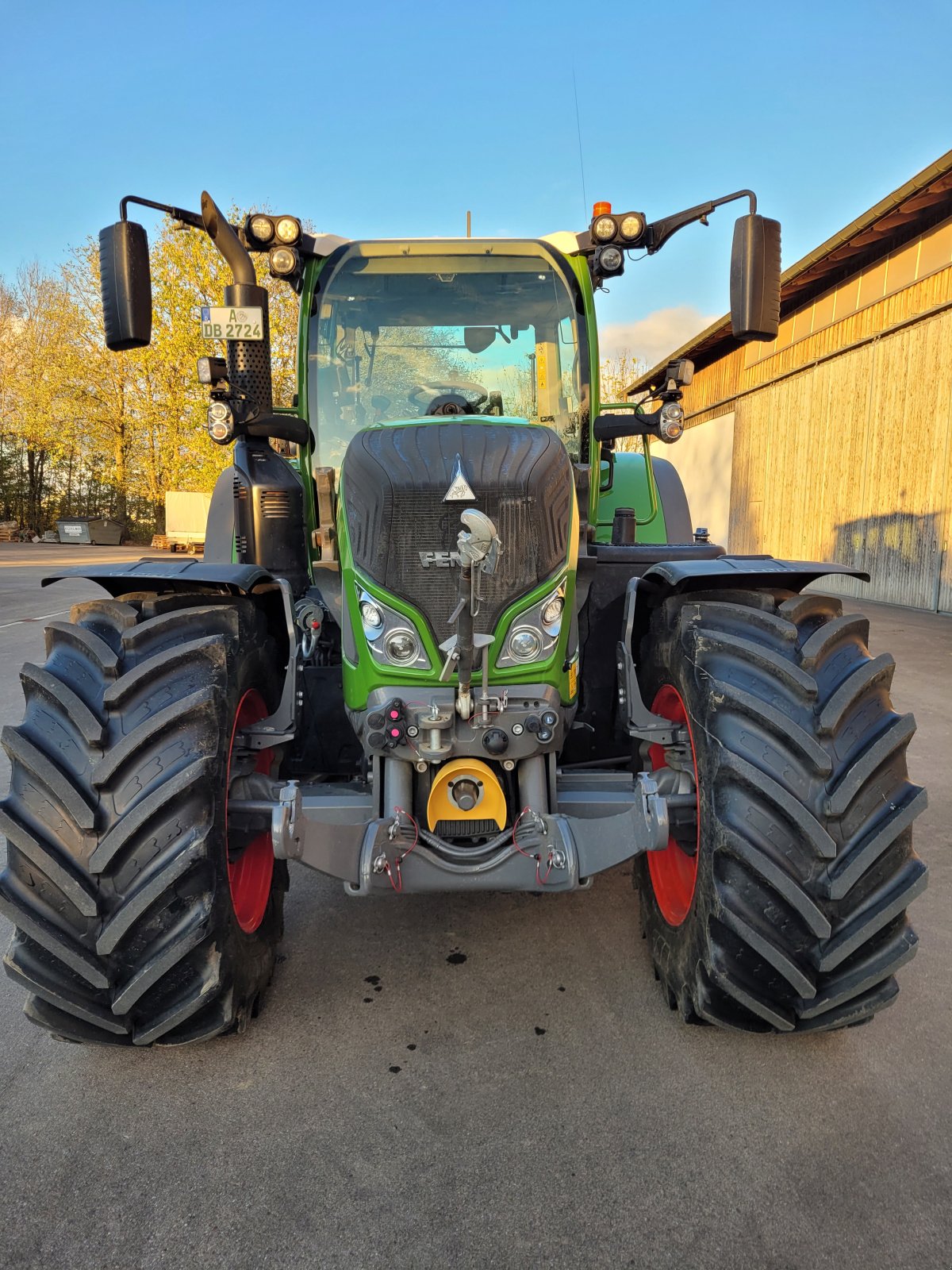 Traktor Türe ait Fendt 724 Vario ProfiPlus mit RTK, SectionControl, TOP Zustand, Gebrauchtmaschine içinde Bobingen (resim 7)