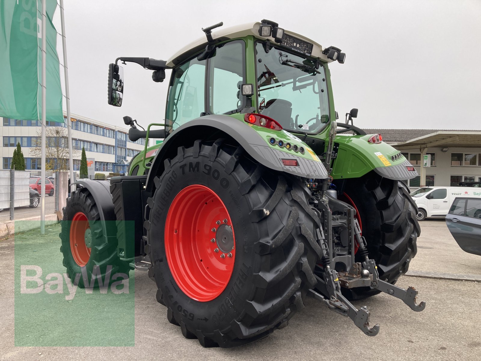 Traktor типа Fendt 724 Vario ProfiPlus S4, Gebrauchtmaschine в Dinkelsbühl (Фотография 7)