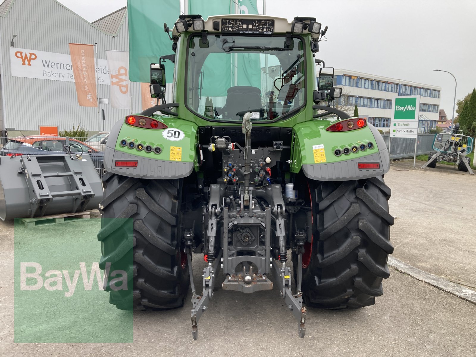 Traktor des Typs Fendt 724 Vario ProfiPlus S4, Gebrauchtmaschine in Dinkelsbühl (Bild 8)