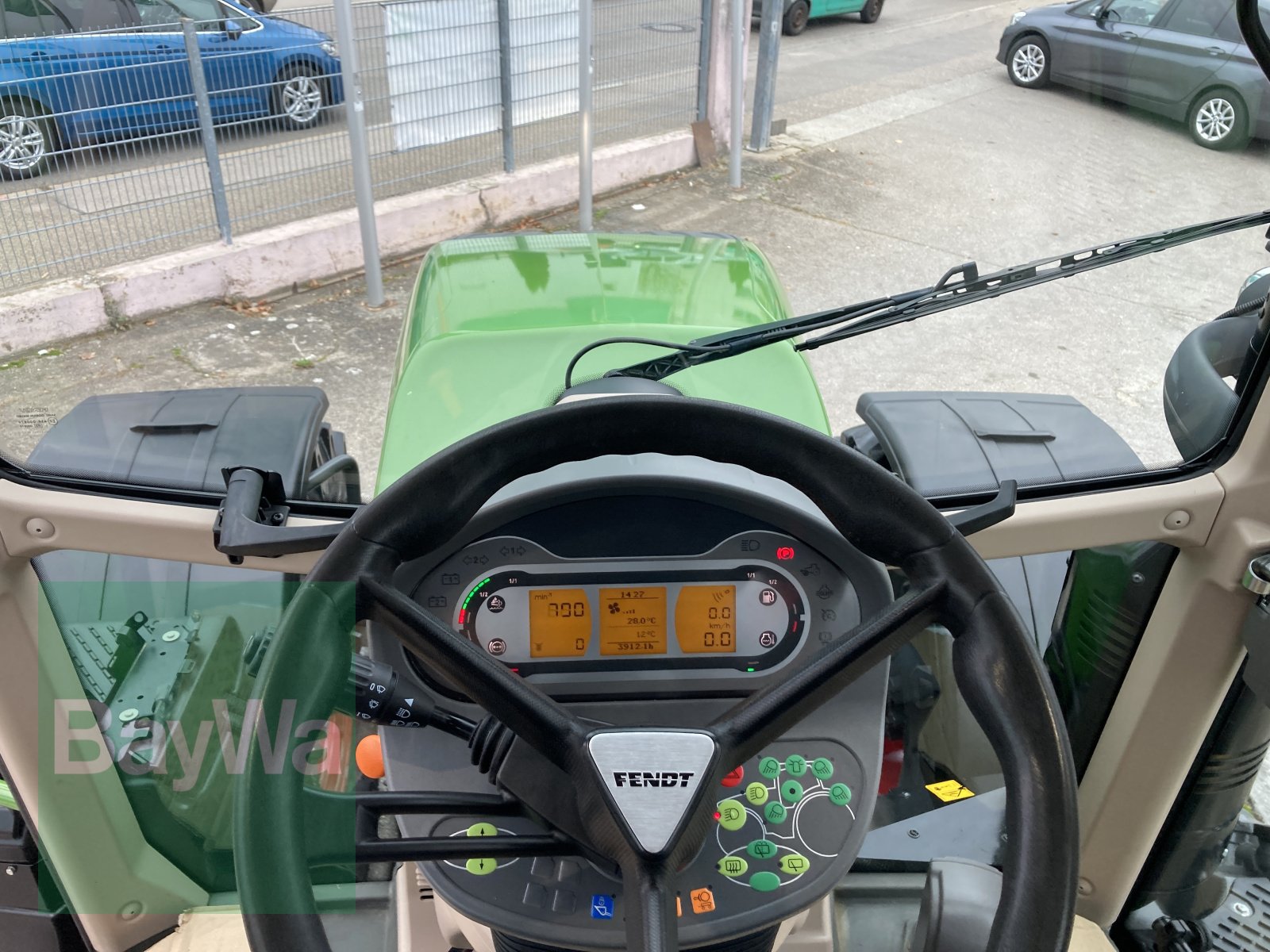 Traktor van het type Fendt 724 Vario ProfiPlus S4, Gebrauchtmaschine in Dinkelsbühl (Foto 16)