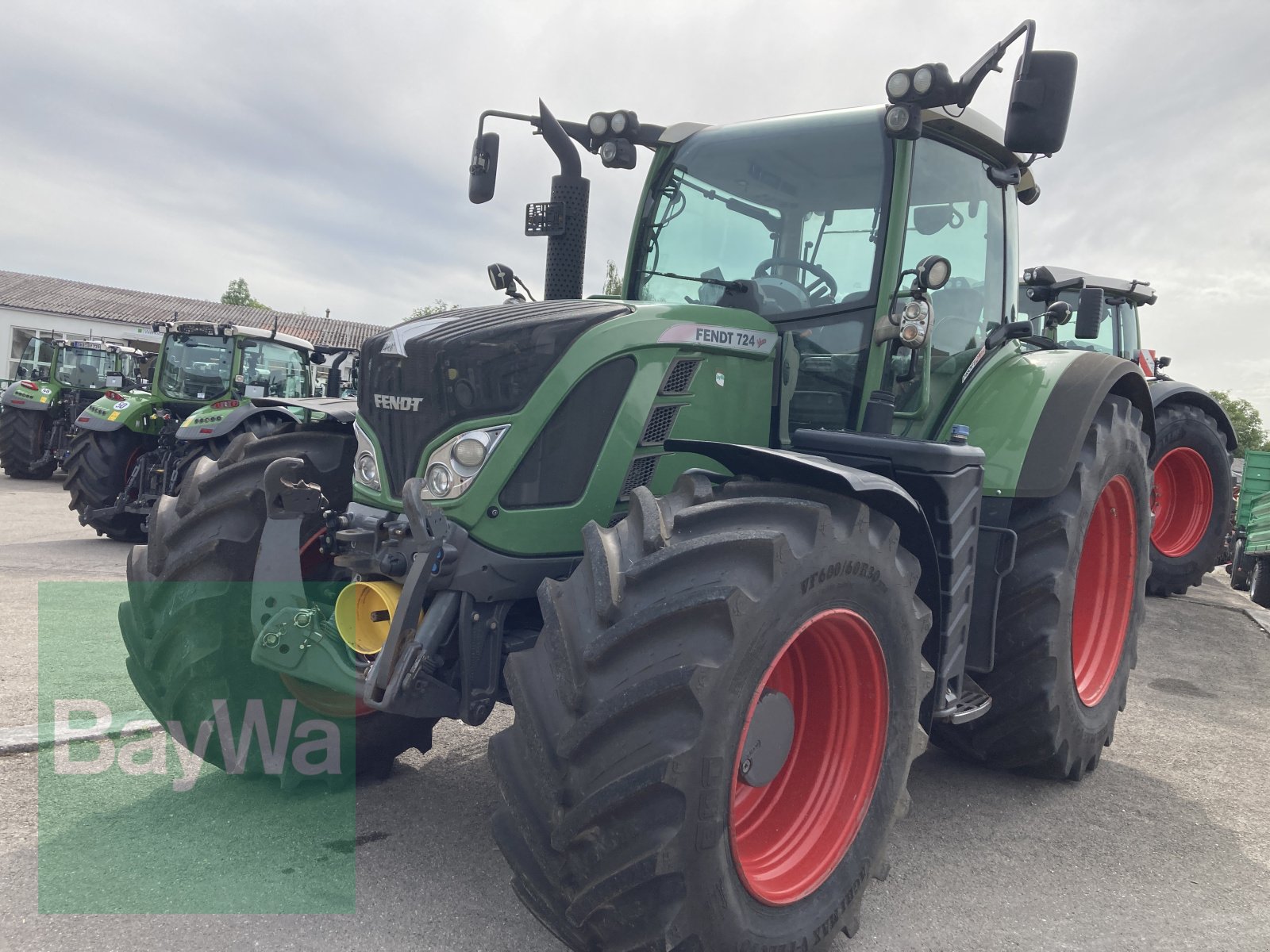 Traktor des Typs Fendt 724 Vario ProfiPlus SCR *Motor überholt*, Gebrauchtmaschine in Dinkelsbühl (Bild 4)