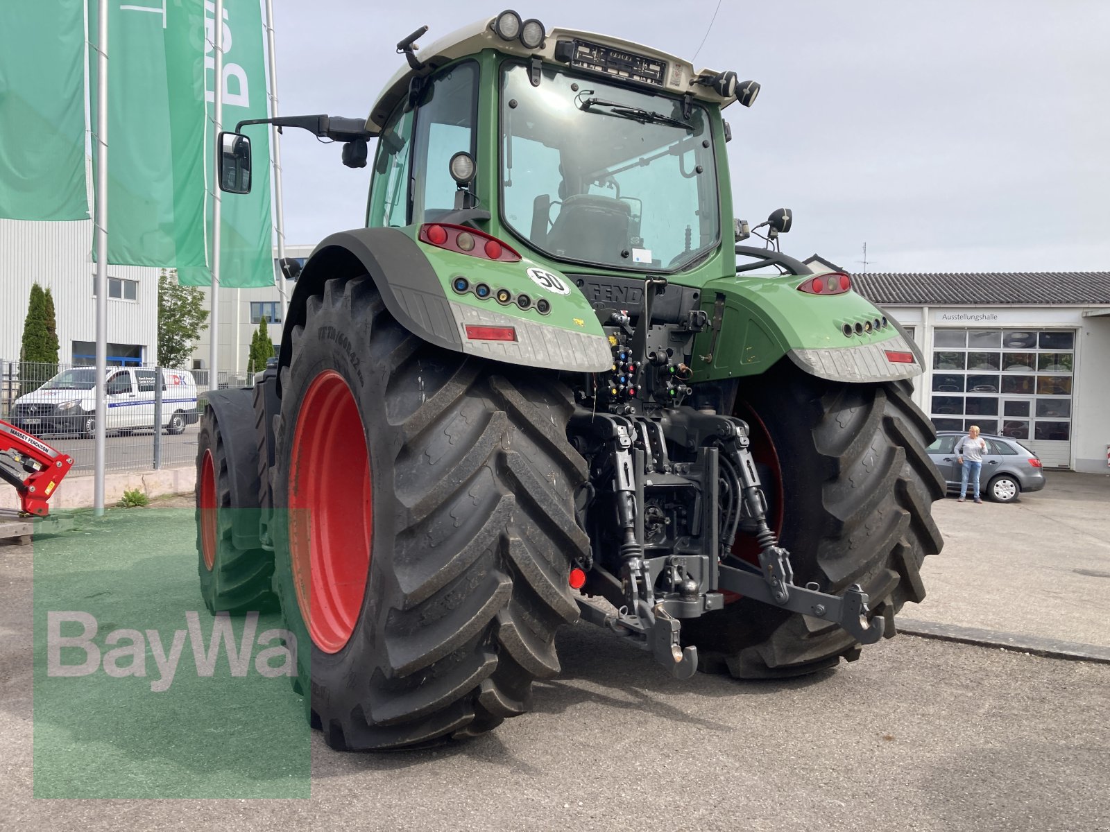 Traktor Türe ait Fendt 724 Vario ProfiPlus SCR *Motor überholt*, Gebrauchtmaschine içinde Dinkelsbühl (resim 7)