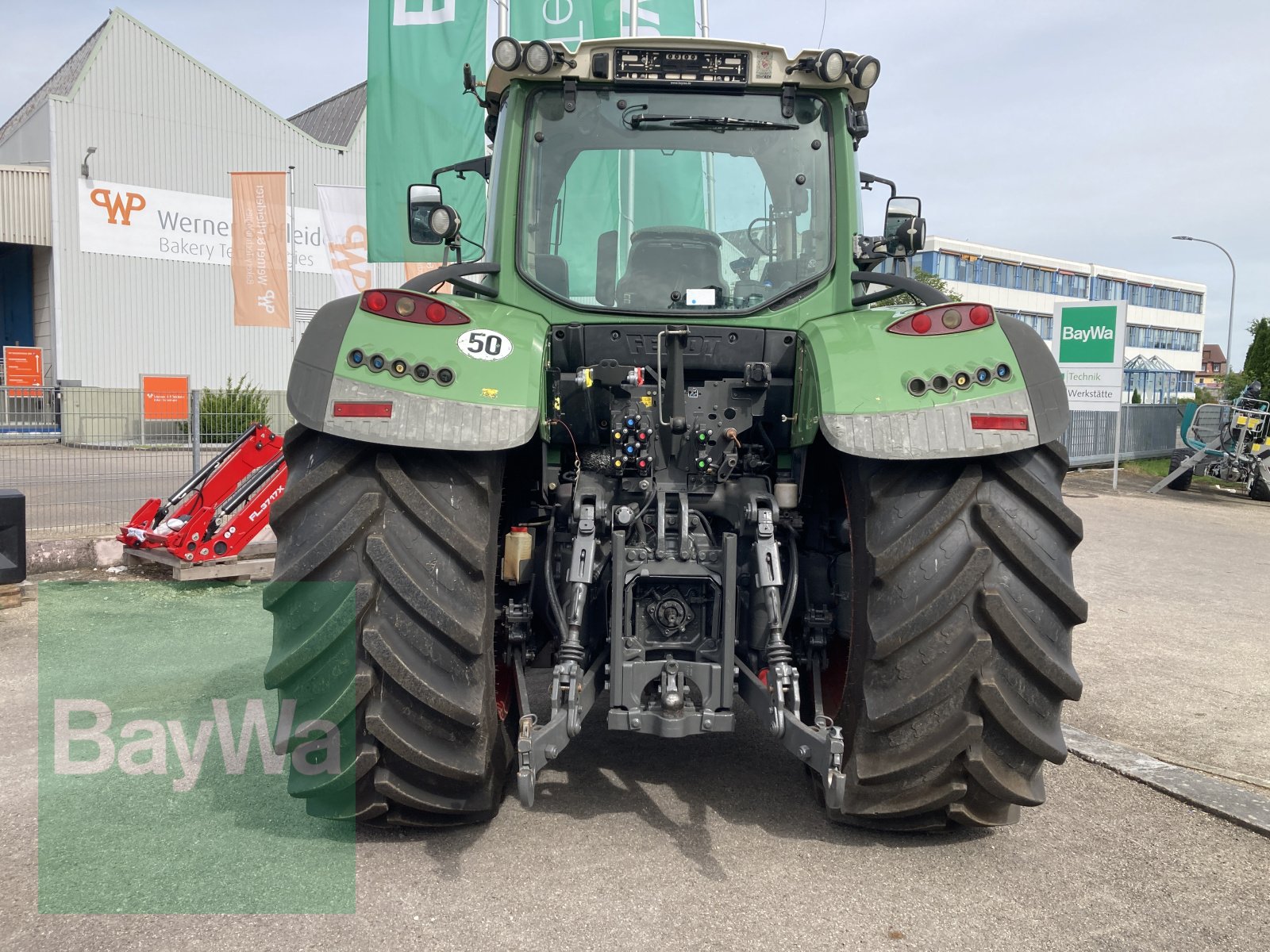 Traktor des Typs Fendt 724 Vario ProfiPlus SCR *Motor überholt*, Gebrauchtmaschine in Dinkelsbühl (Bild 8)