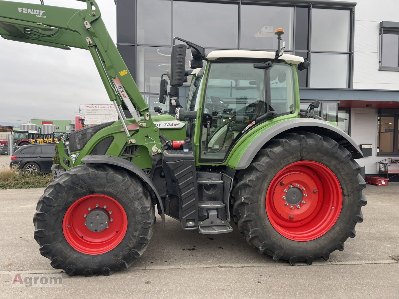 Traktor des Typs Fendt 724 Vario ProfiPlus, Gebrauchtmaschine in Meißenheim-Kürzell (Bild 3)