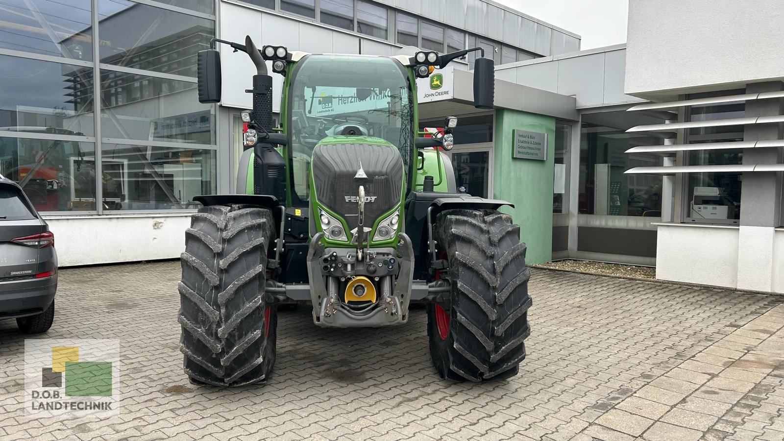 Traktor tip Fendt 724 Vario ProfiPlus, Gebrauchtmaschine in Regensburg (Poză 3)