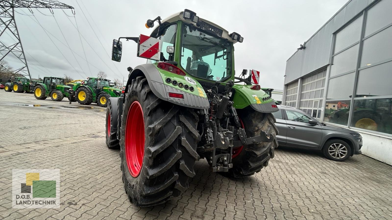 Traktor typu Fendt 724 Vario ProfiPlus, Gebrauchtmaschine w Regensburg (Zdjęcie 9)