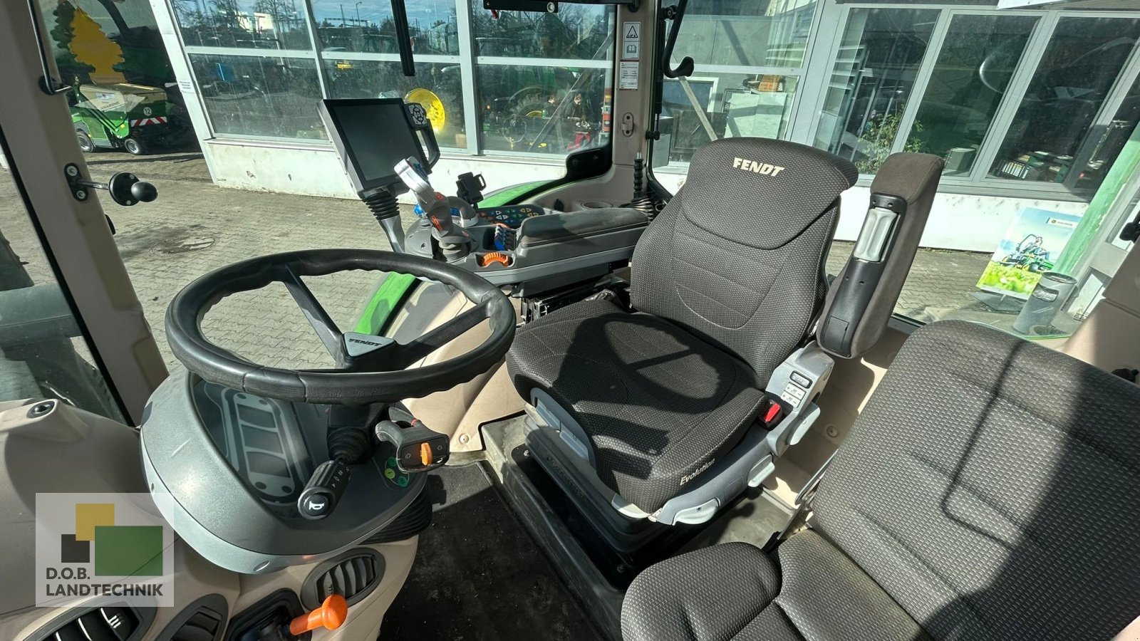 Traktor tipa Fendt 724 Vario ProfiPlus, Gebrauchtmaschine u Regensburg (Slika 12)