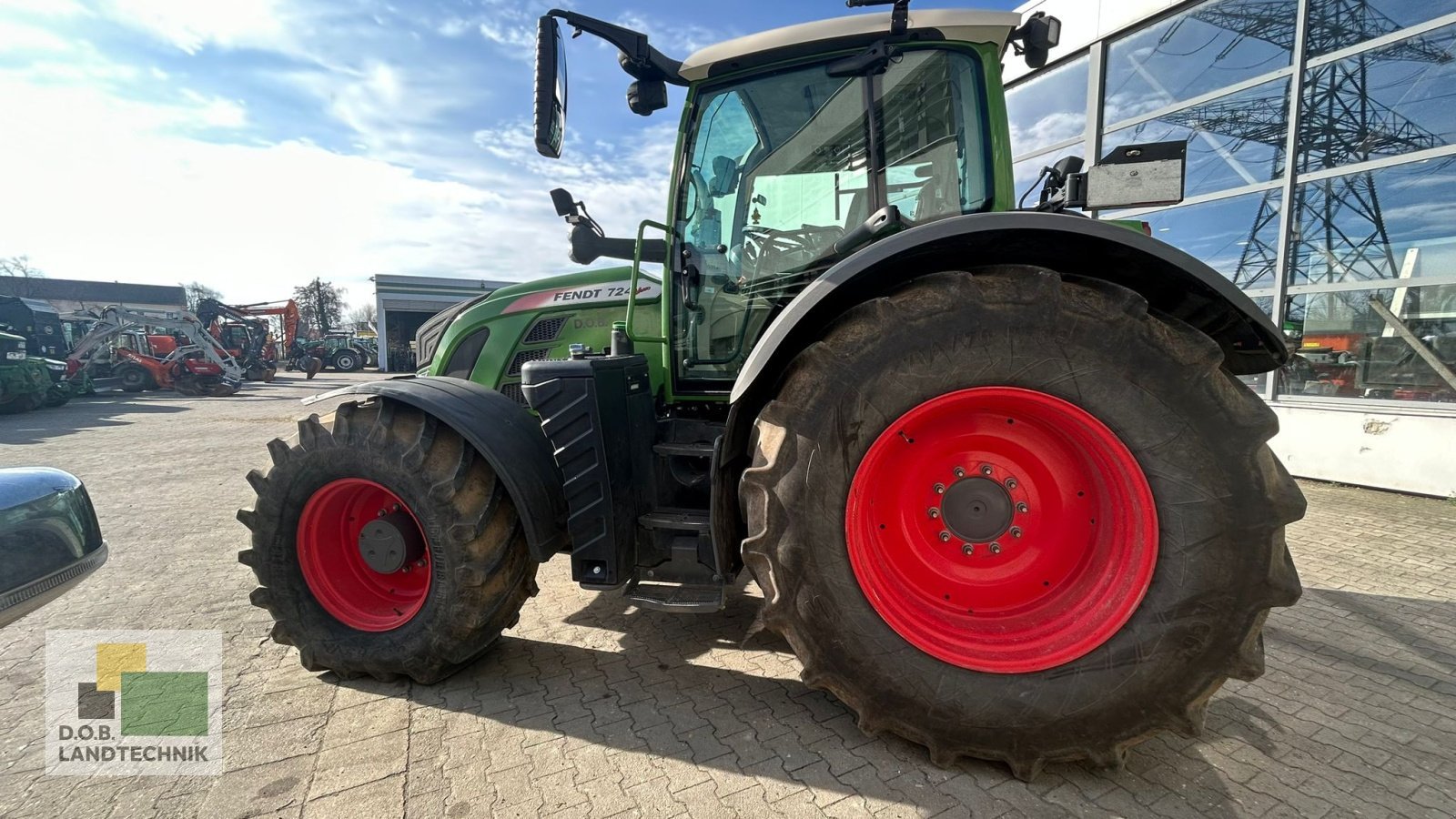 Traktor van het type Fendt 724 Vario ProfiPlus, Gebrauchtmaschine in Regensburg (Foto 8)