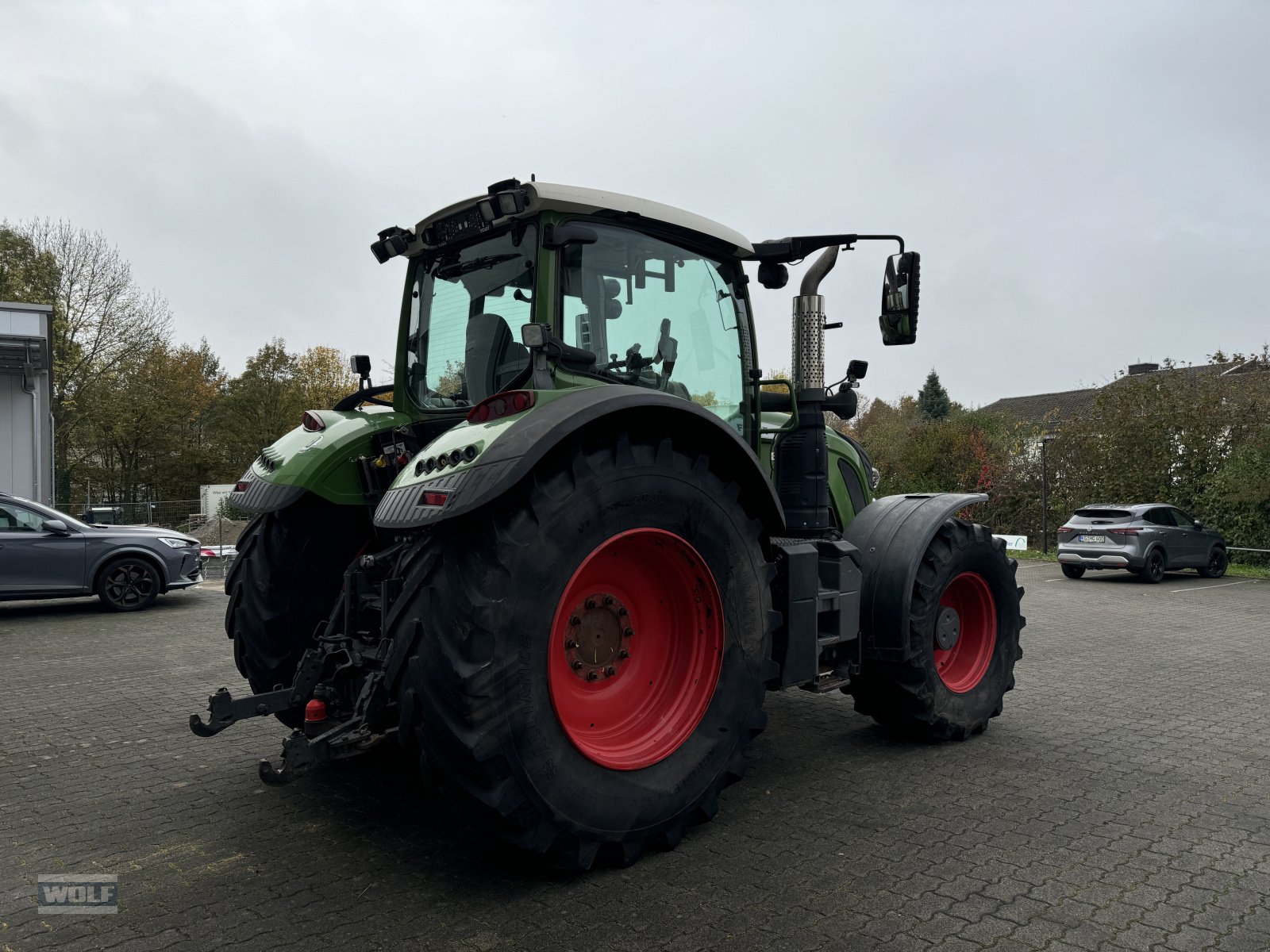 Traktor типа Fendt 724 Vario ProfiPlus, Gebrauchtmaschine в Bad Neustadt a.d. Saale (Фотография 8)