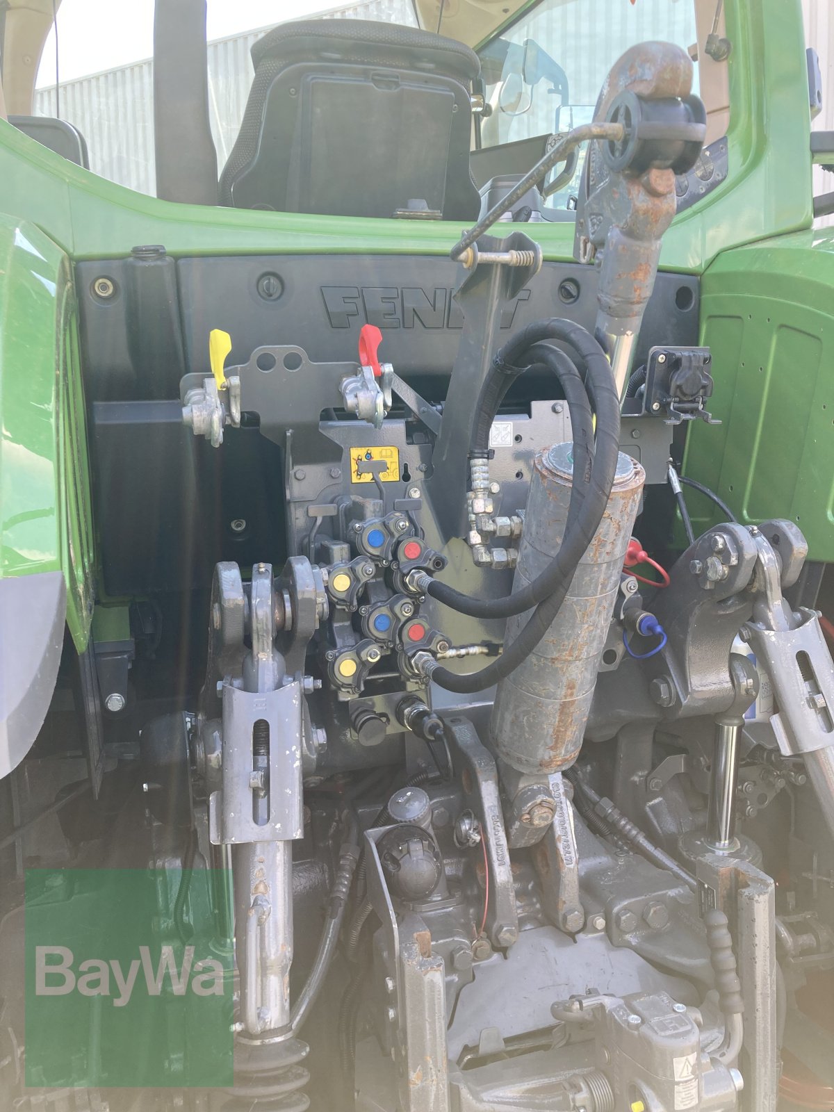 Traktor от тип Fendt 724 Vario ProfiPlus, Gebrauchtmaschine в Giebelstadt (Снимка 9)