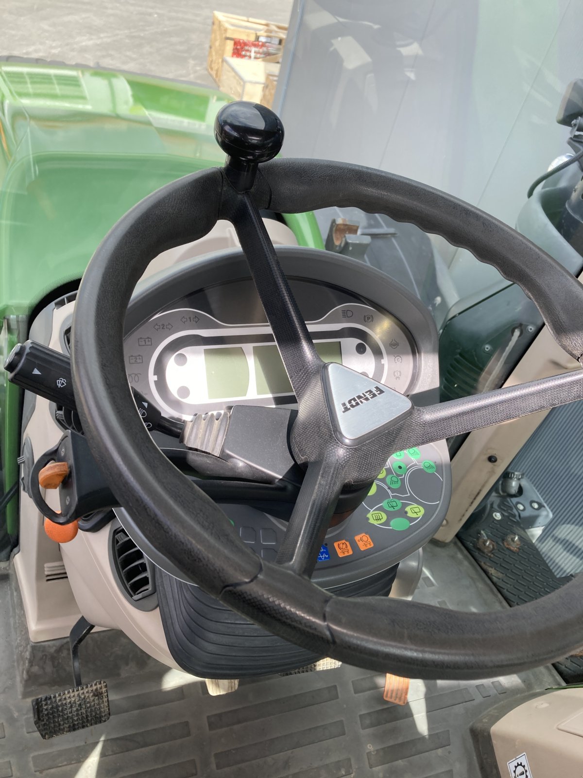 Traktor des Typs Fendt 724 Vario ProfiPlus, Gebrauchtmaschine in Wülfershausen an der Saale (Bild 10)