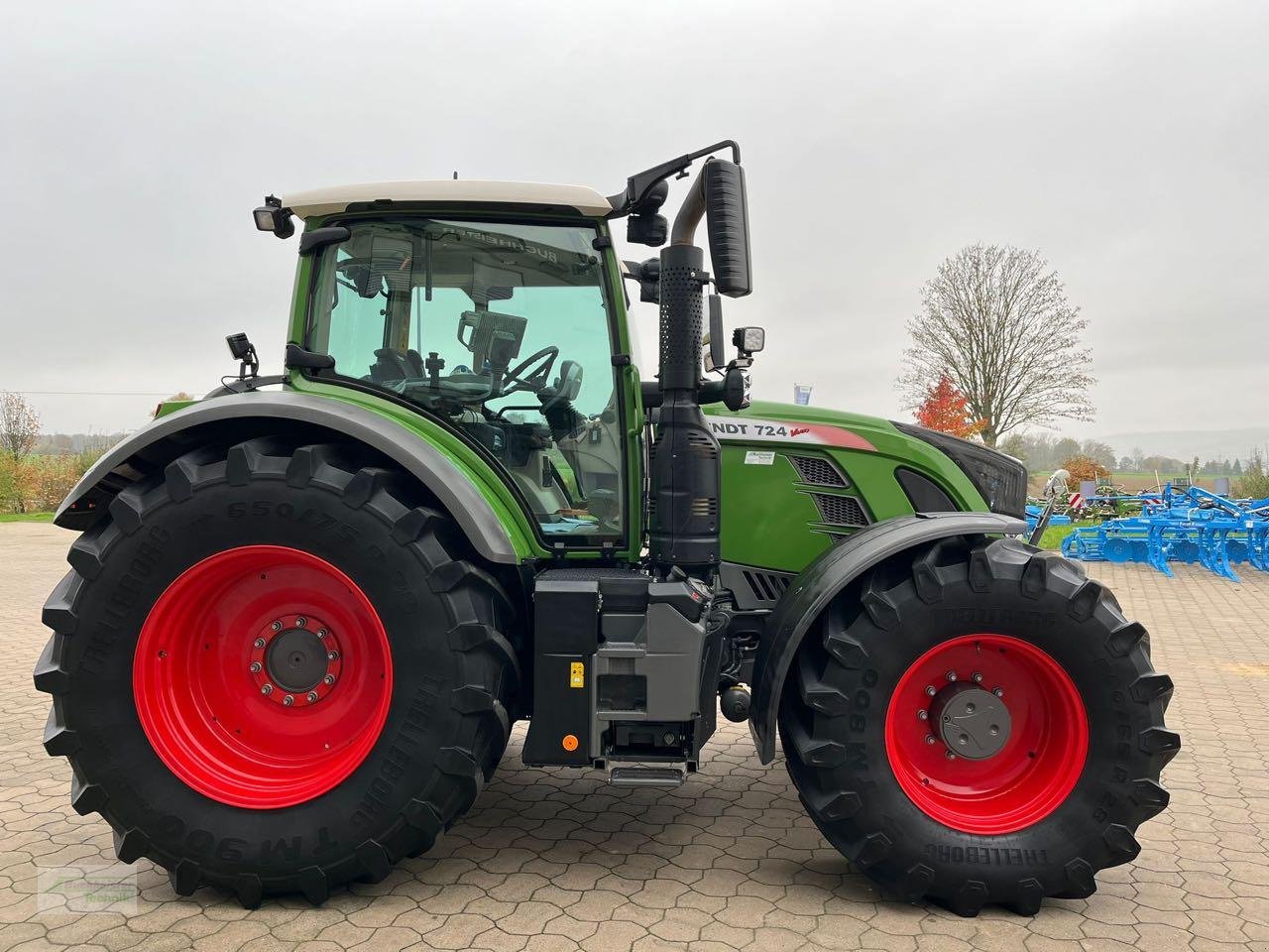 Traktor du type Fendt 724 Vario ProfiPlus, Gebrauchtmaschine en Coppenbruegge (Photo 3)