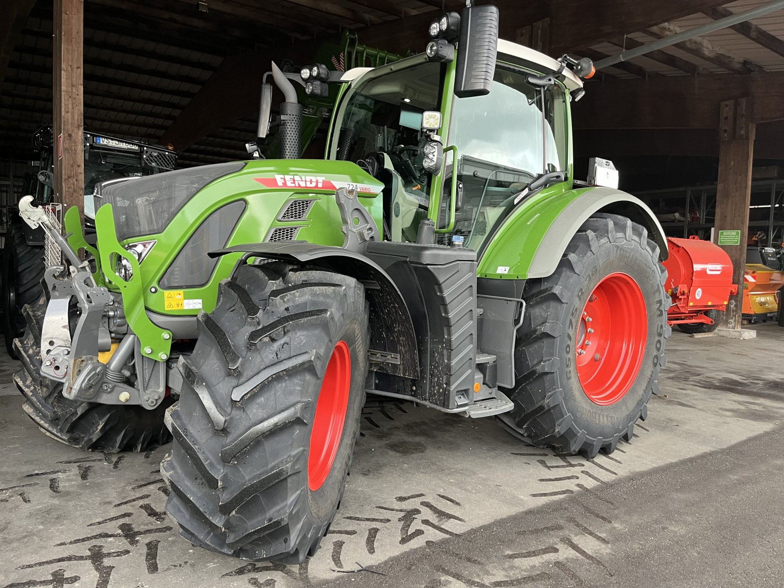 Traktor del tipo Fendt 724 Vario ProfiPlus, Gebrauchtmaschine en Donaueschingen (Imagen 1)