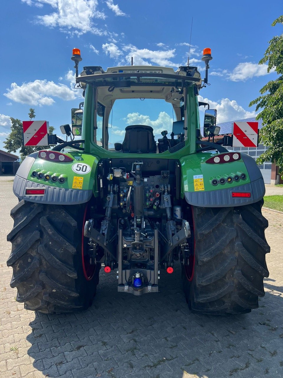 Traktor du type Fendt 724 Vario ProfiPlus, Gebrauchtmaschine en Donaueschingen (Photo 8)