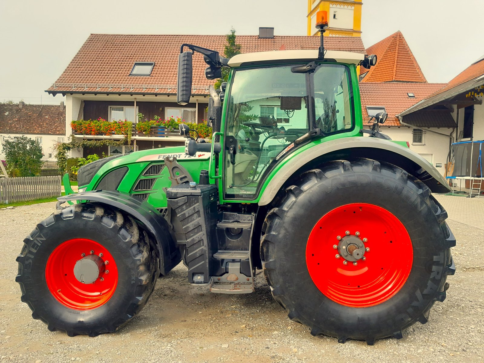 Traktor типа Fendt 724 Vario ProfiPlus, Gebrauchtmaschine в Prittriching (Фотография 7)