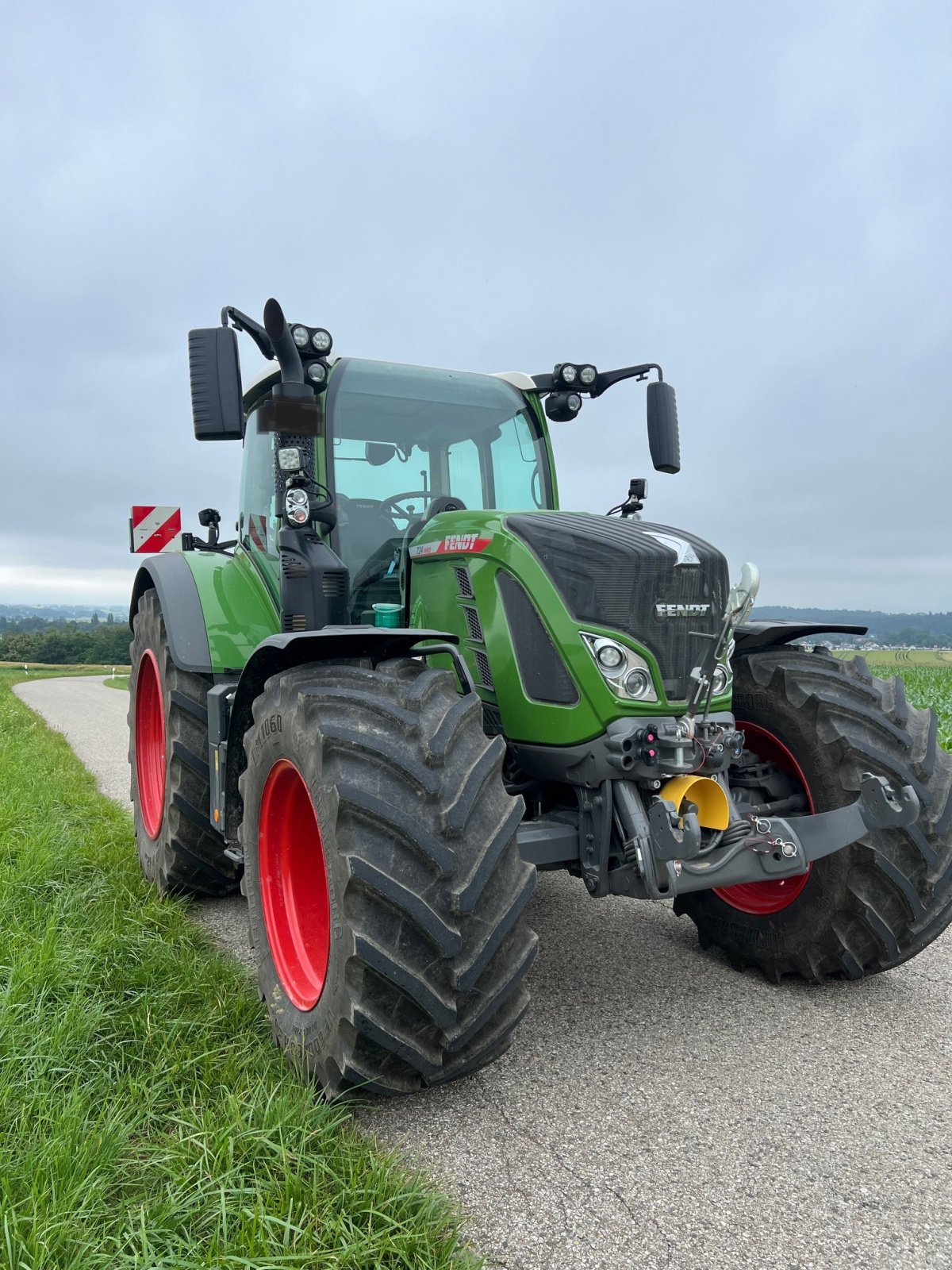 Traktor typu Fendt 724 Vario ProfiPlus, Gebrauchtmaschine v Allershausen (Obrázek 2)