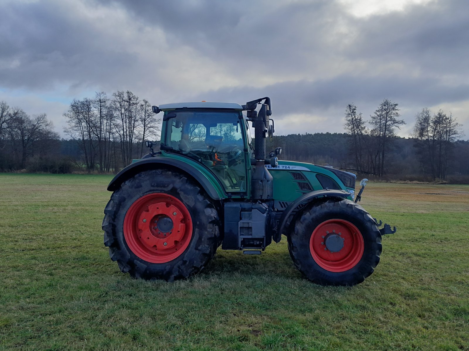 Traktor del tipo Fendt 724 Vario ProfiPlus, Gebrauchtmaschine In Hirschaid (Immagine 4)