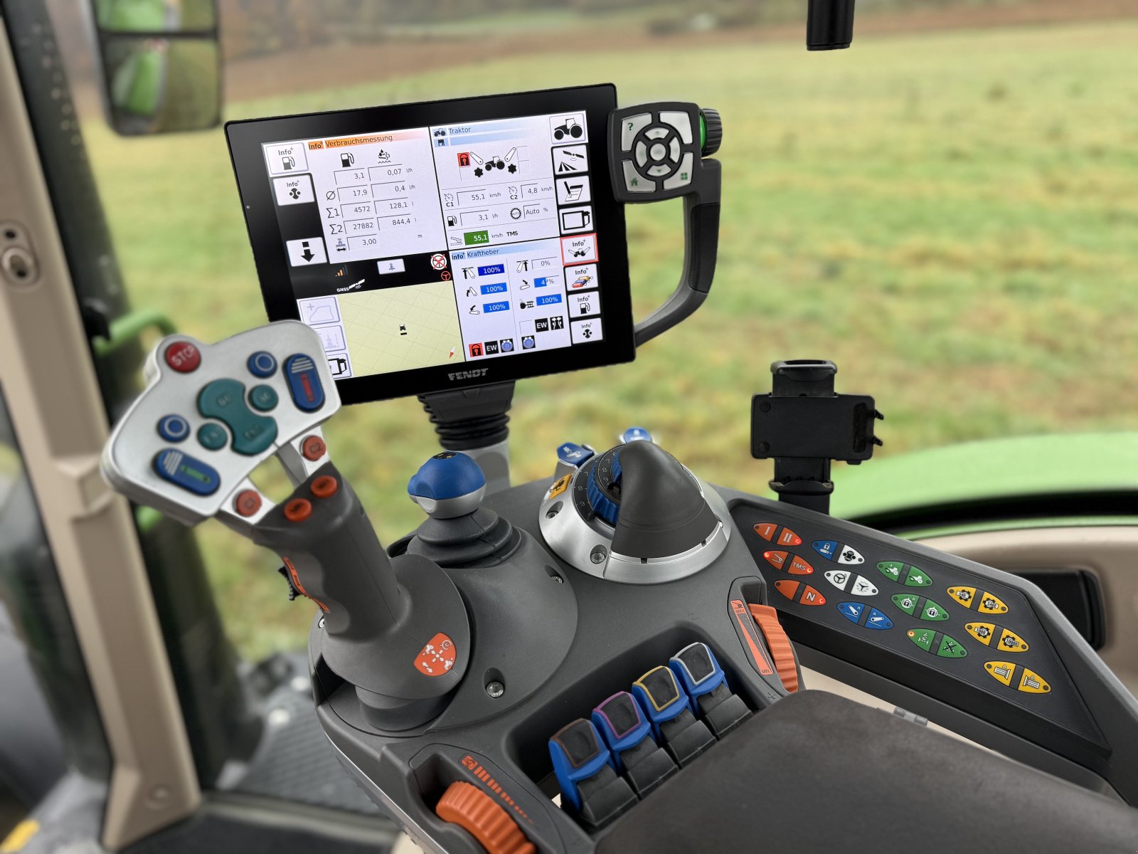 Traktor типа Fendt 724 Vario ProfiPlus, Gebrauchtmaschine в Kastl (Фотография 23)