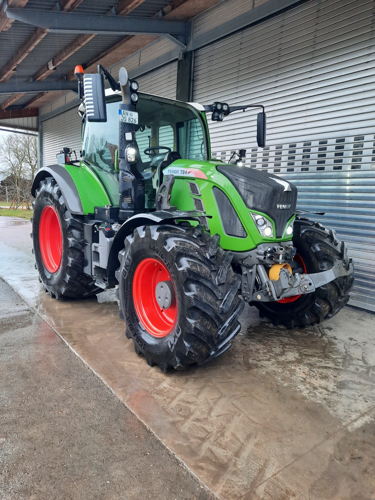 Traktor tipa Fendt 724 Vario ProfiPlus, Gebrauchtmaschine u Leutershausen (Slika 3)