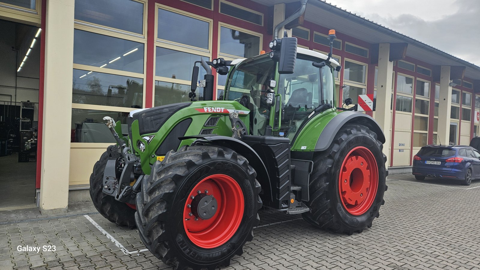 Traktor of the type Fendt 724 Vario ProfiPlus, Gebrauchtmaschine in Maroldsweisach (Picture 1)