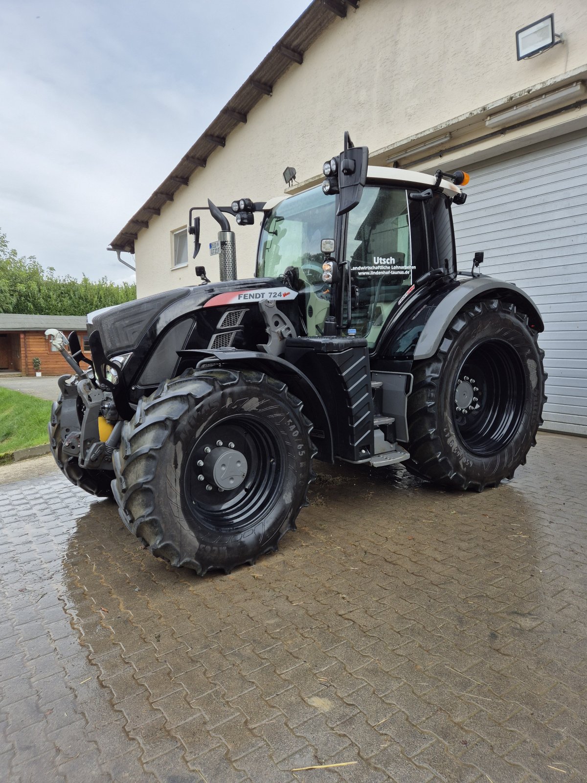 Traktor tip Fendt 724 Vario ProfiPlus, Gebrauchtmaschine in Idstein (Poză 1)