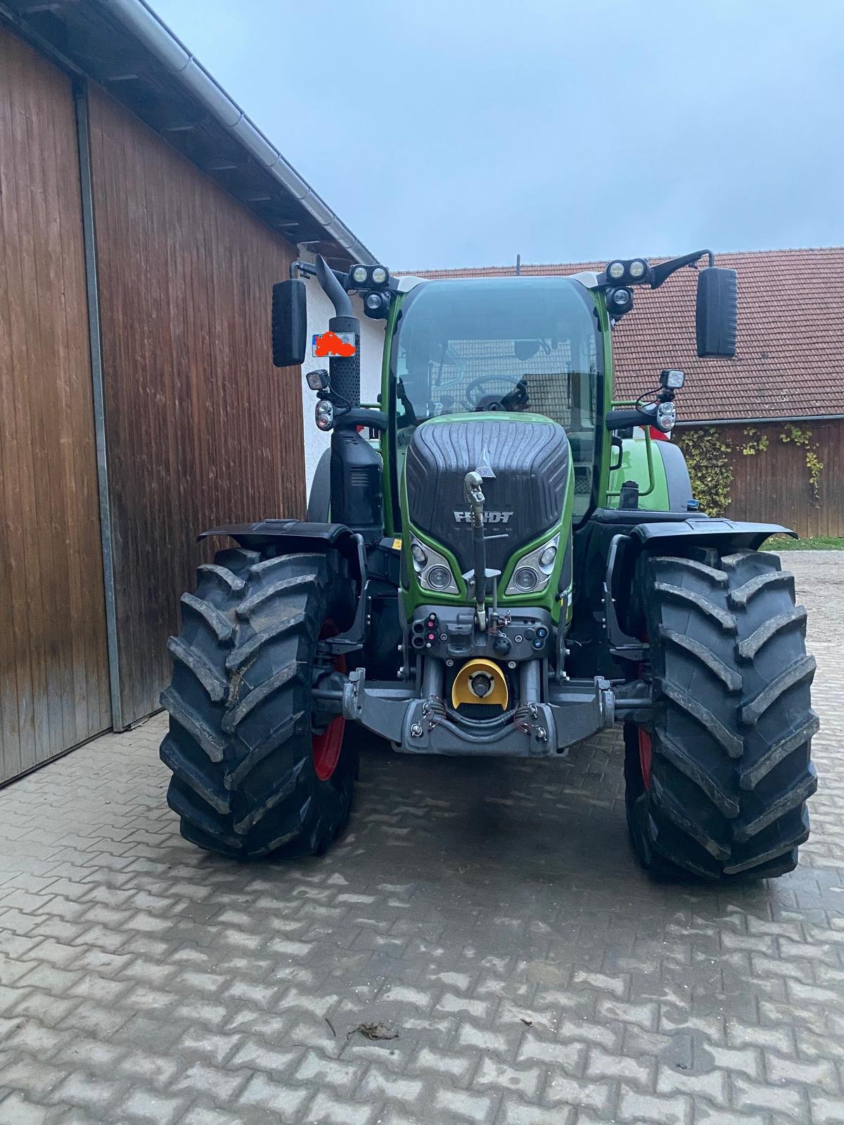 Traktor des Typs Fendt 724 Vario ProfiPlus, Gebrauchtmaschine in Plattling (Bild 2)