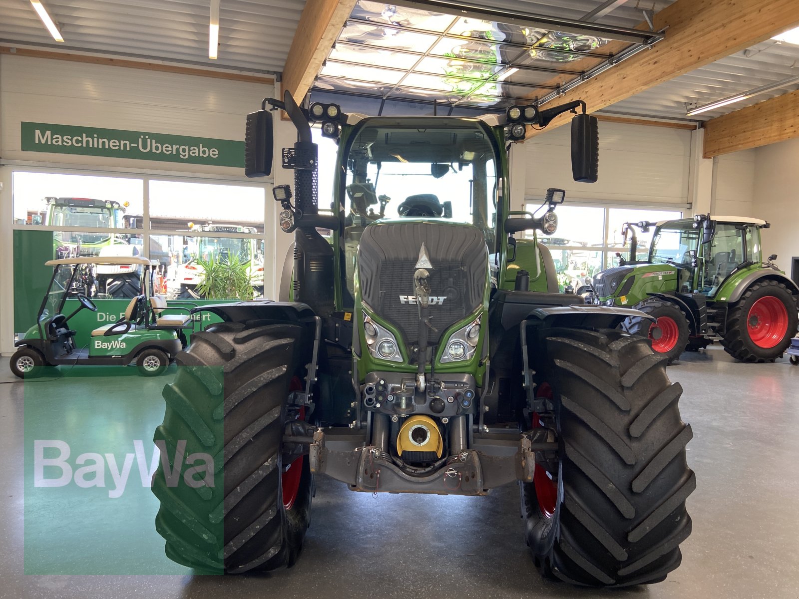 Traktor del tipo Fendt 724 Vario S 4 Profi Plus, Gebrauchtmaschine In Bamberg (Immagine 4)