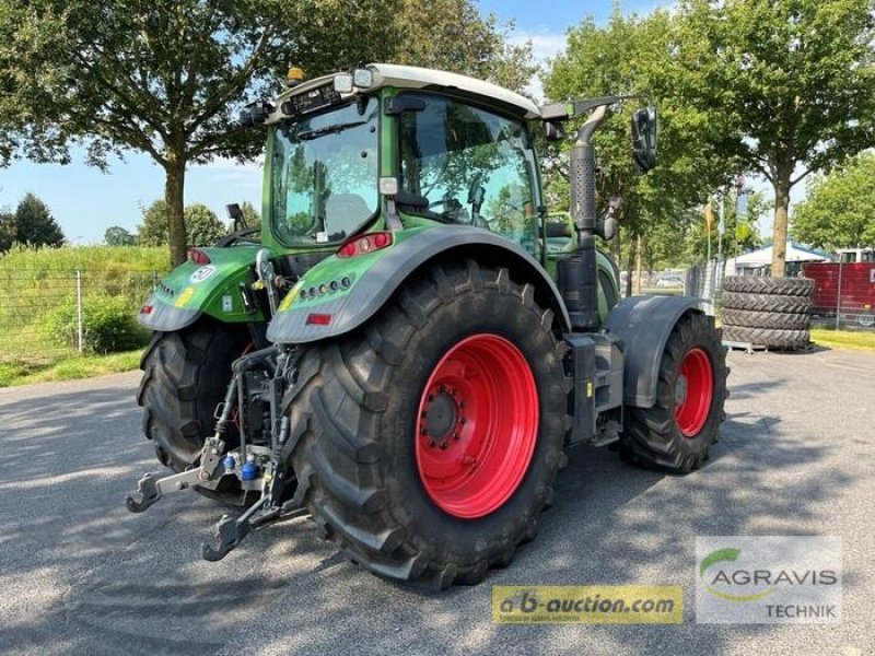 Traktor типа Fendt 724 VARIO S4 POWER PLUS, Gebrauchtmaschine в Meppen (Фотография 3)