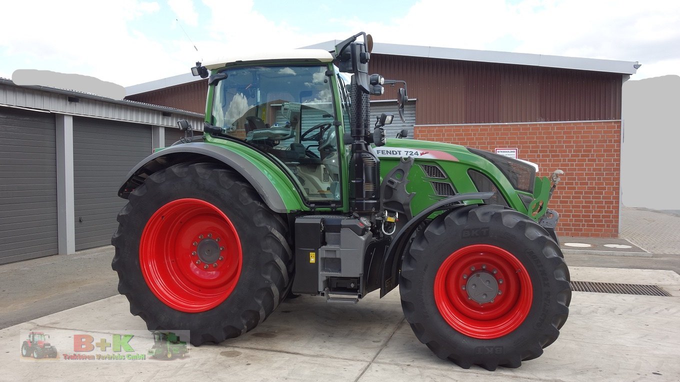 Traktor типа Fendt 724 Vario S4 Power, Gebrauchtmaschine в Kettenkamp (Фотография 4)