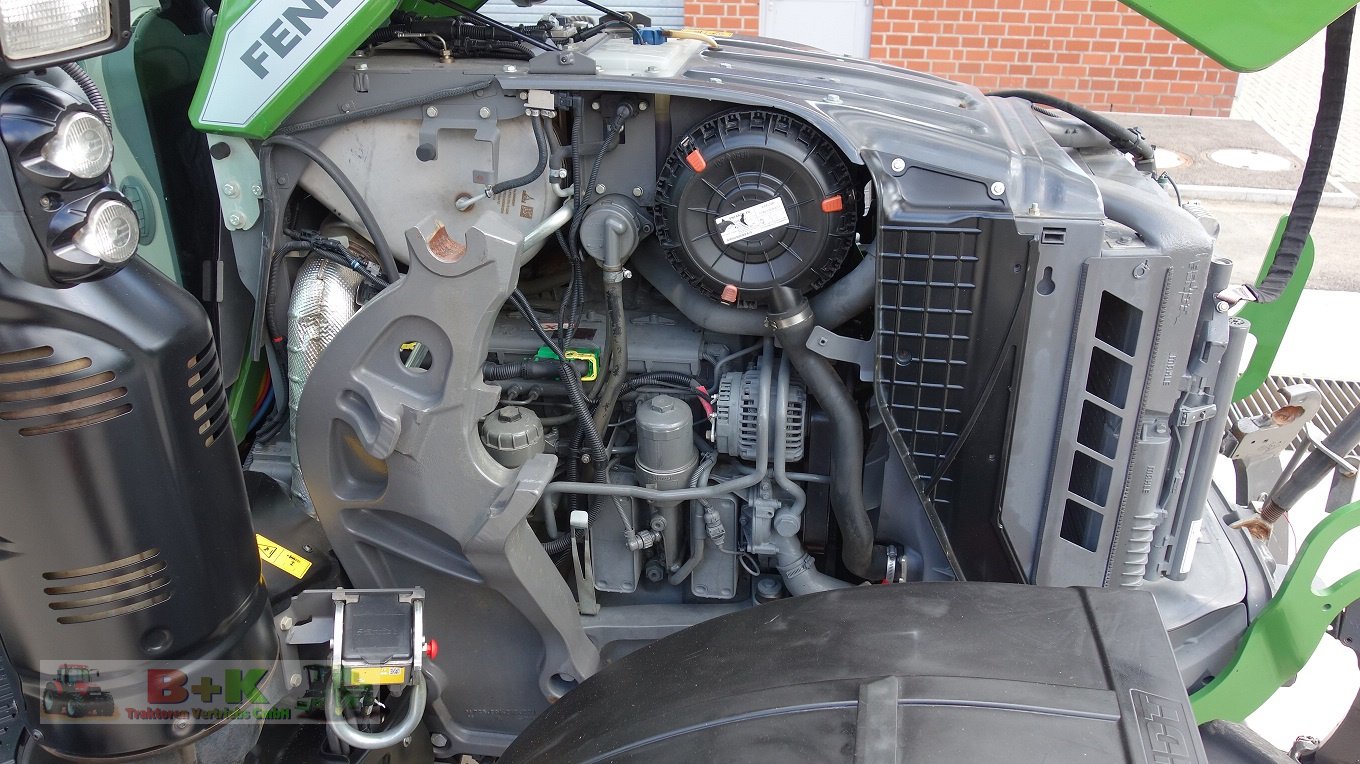 Traktor des Typs Fendt 724 Vario S4 Power, Gebrauchtmaschine in Kettenkamp (Bild 15)